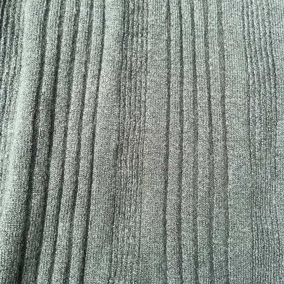 Banana Republic Women’s Dark Olive Green Sweater Dress NEW NWT - Picture 2 of 5